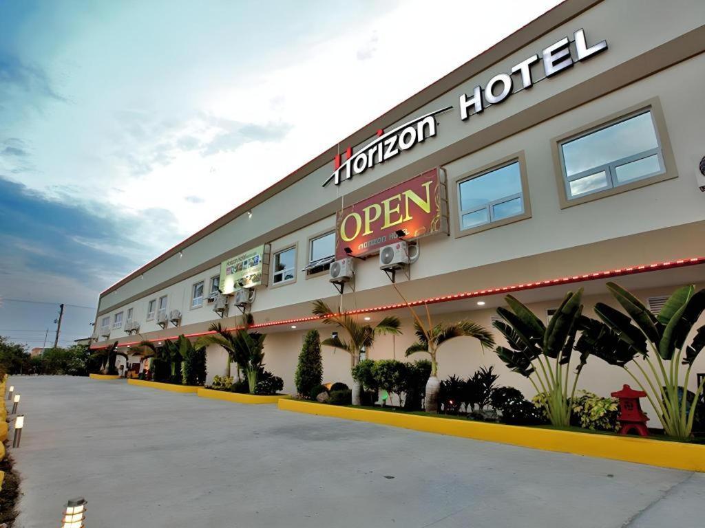 Horizon Hotel Olongapo Exterior foto