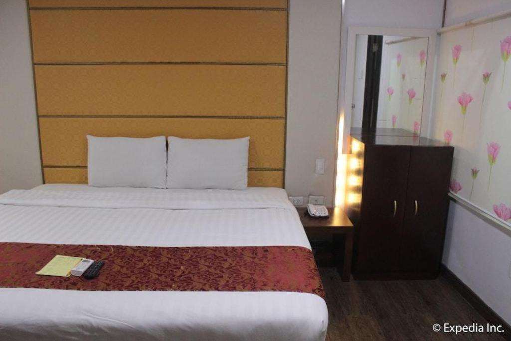 Horizon Hotel Olongapo Exterior foto